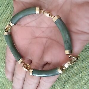 Vintage Chinese Longevity Nephrite Jade Bracelet
